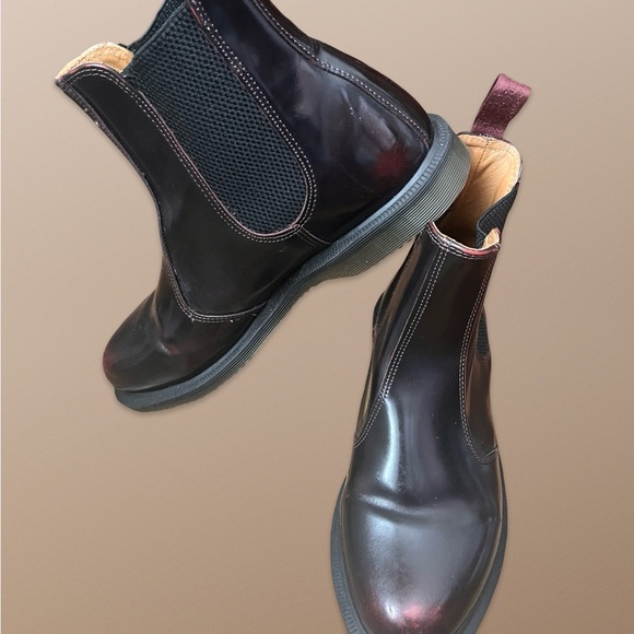 FLORA WOMEN'S ARCADIA LEATHER CHELSEA BOOTS SIZE 9 , COLOR CHERRY RED - Picture 3 of 7